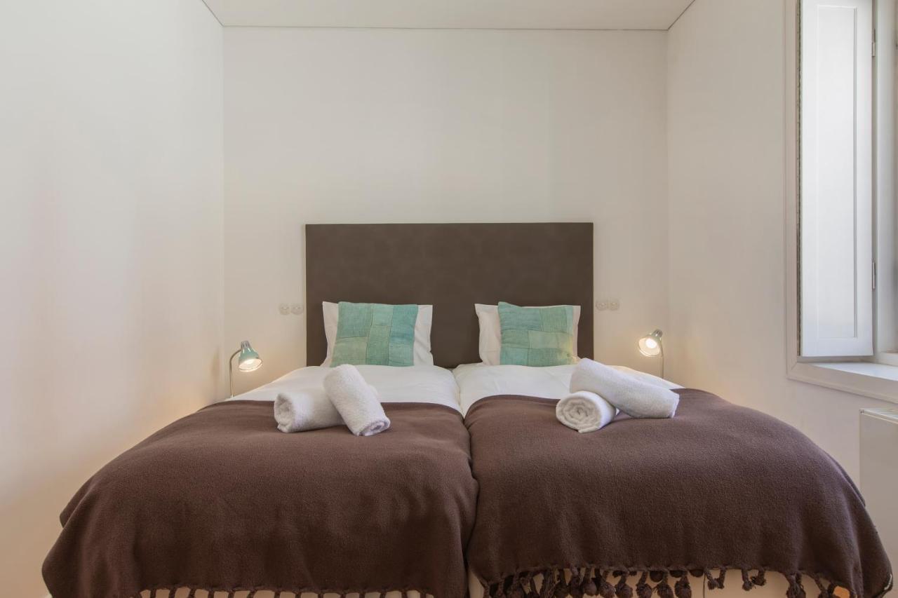 Downtown Apartment Santa Justa Lisbona Esterno foto