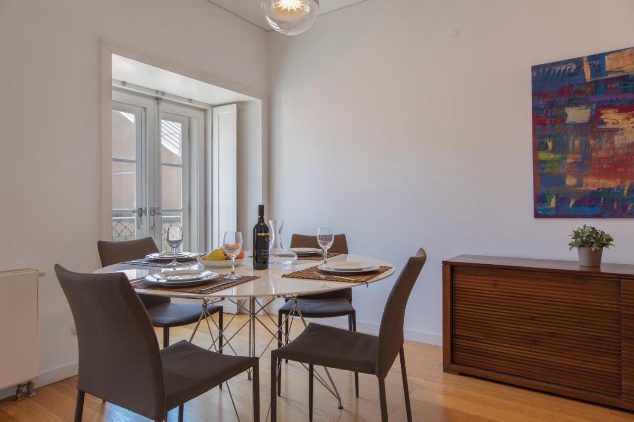 Downtown Apartment Santa Justa Lisbona Esterno foto